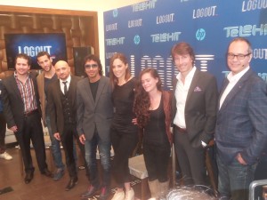 Logout es protagonizada por Darío Ripoll, Laura Montijano, Alan Alarcón, Lili Gorett y Natalia Téllez